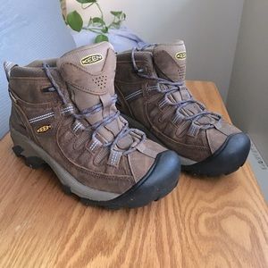 KEEN Targhee Hiking Boot